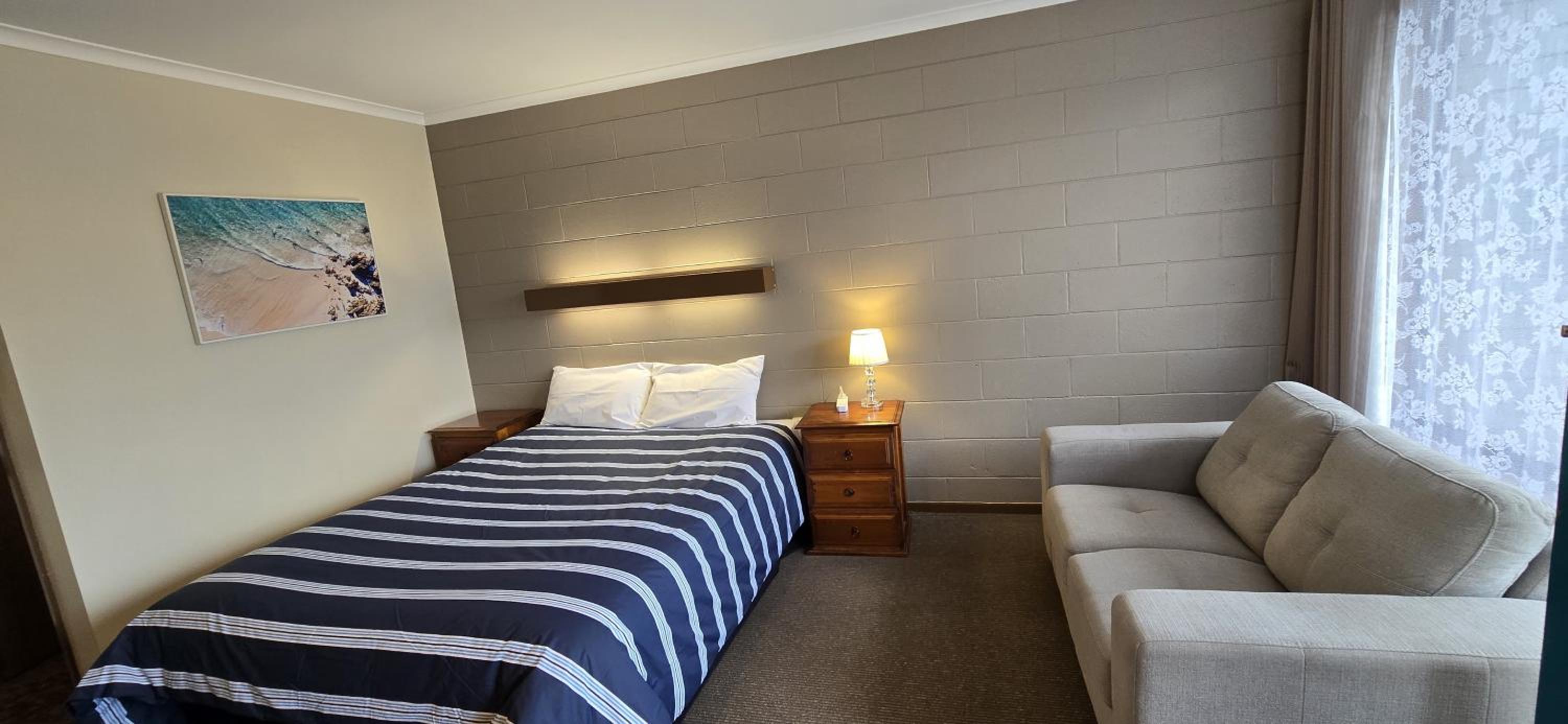 Admella Motel