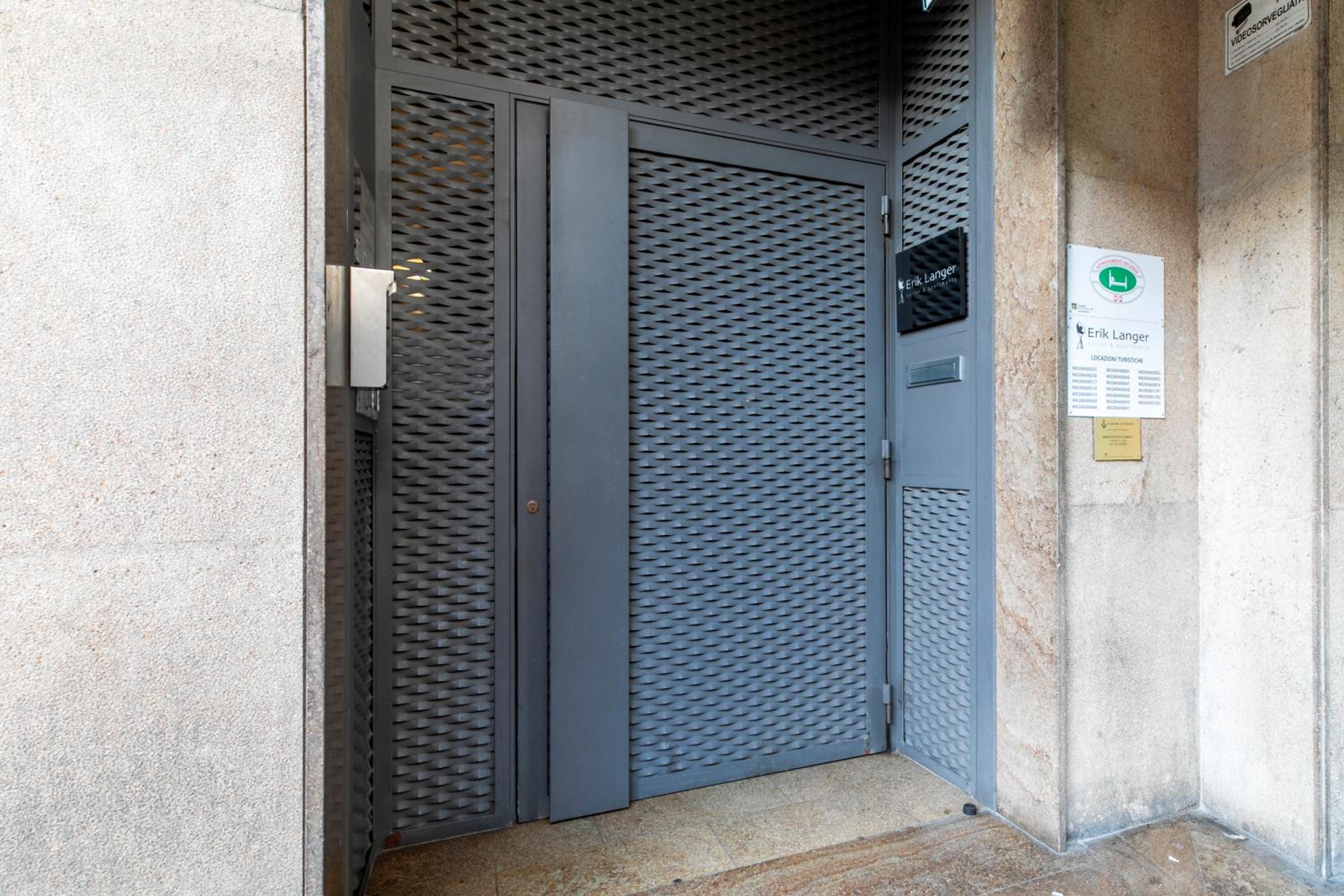 Erïk Langer Pedrocchi Suites