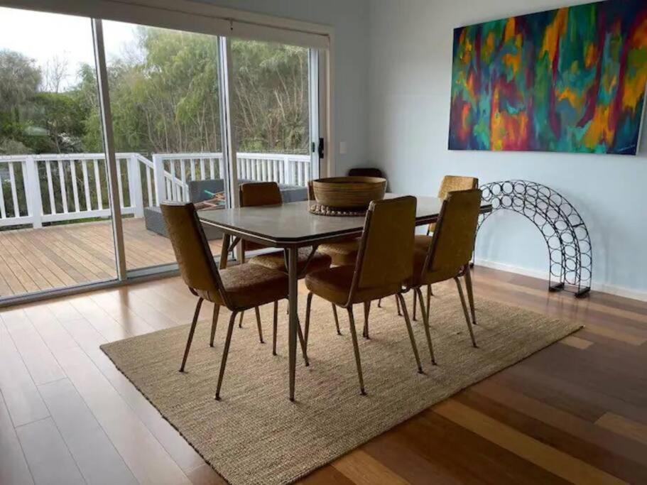 Ocean Blue - Linen, WiFi and Pet Friendly