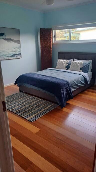 Ocean Blue - Linen, WiFi and Pet Friendly