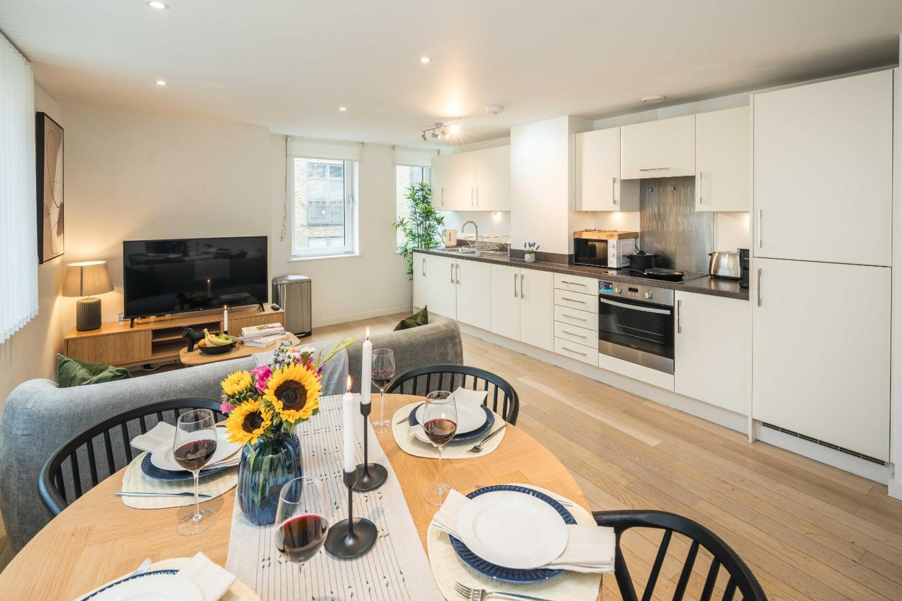 Shoreditch Apartments by Sleepy