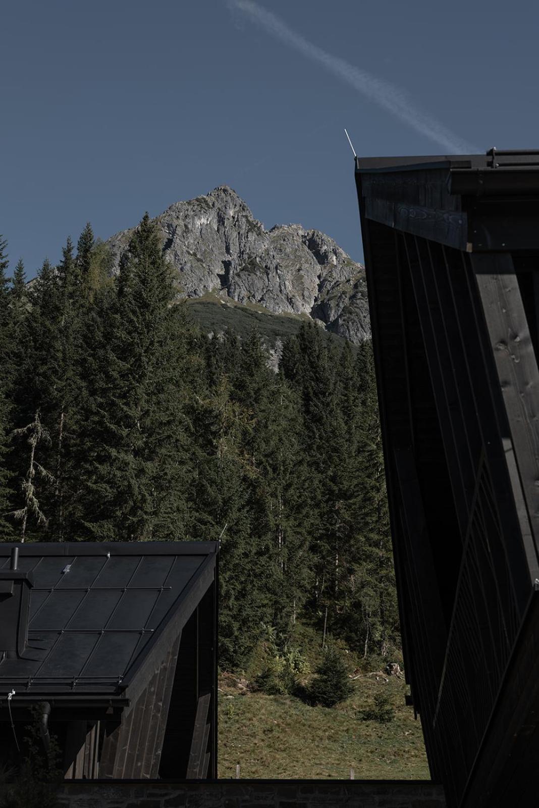 Mountain Hideway Birgkar