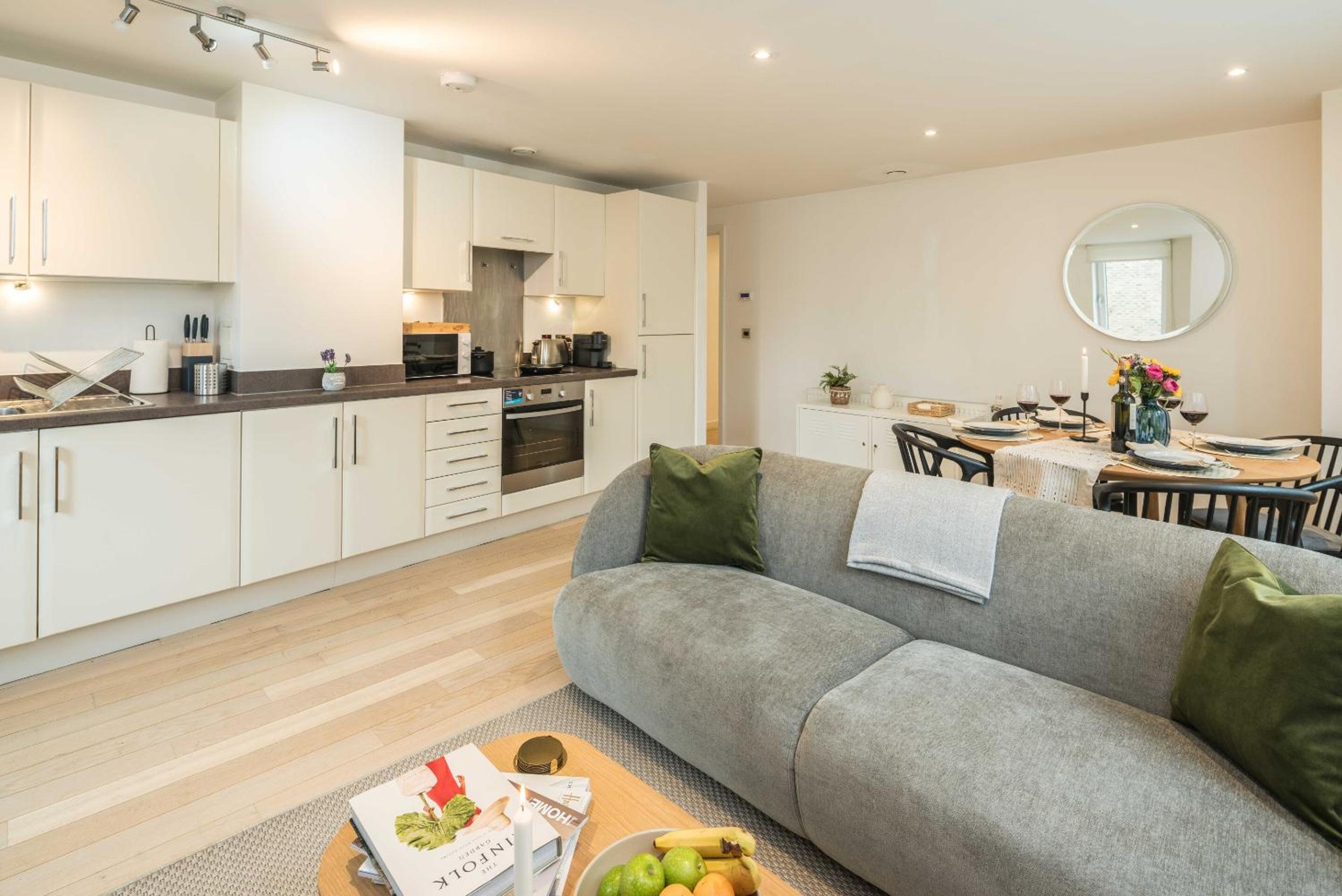 Shoreditch Apartments by Sleepy