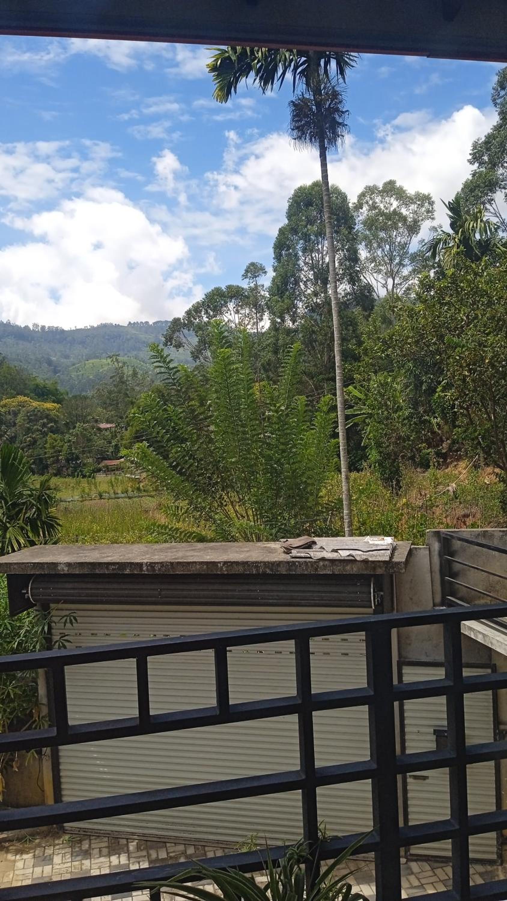 Sithumina Holiday Home view 3
