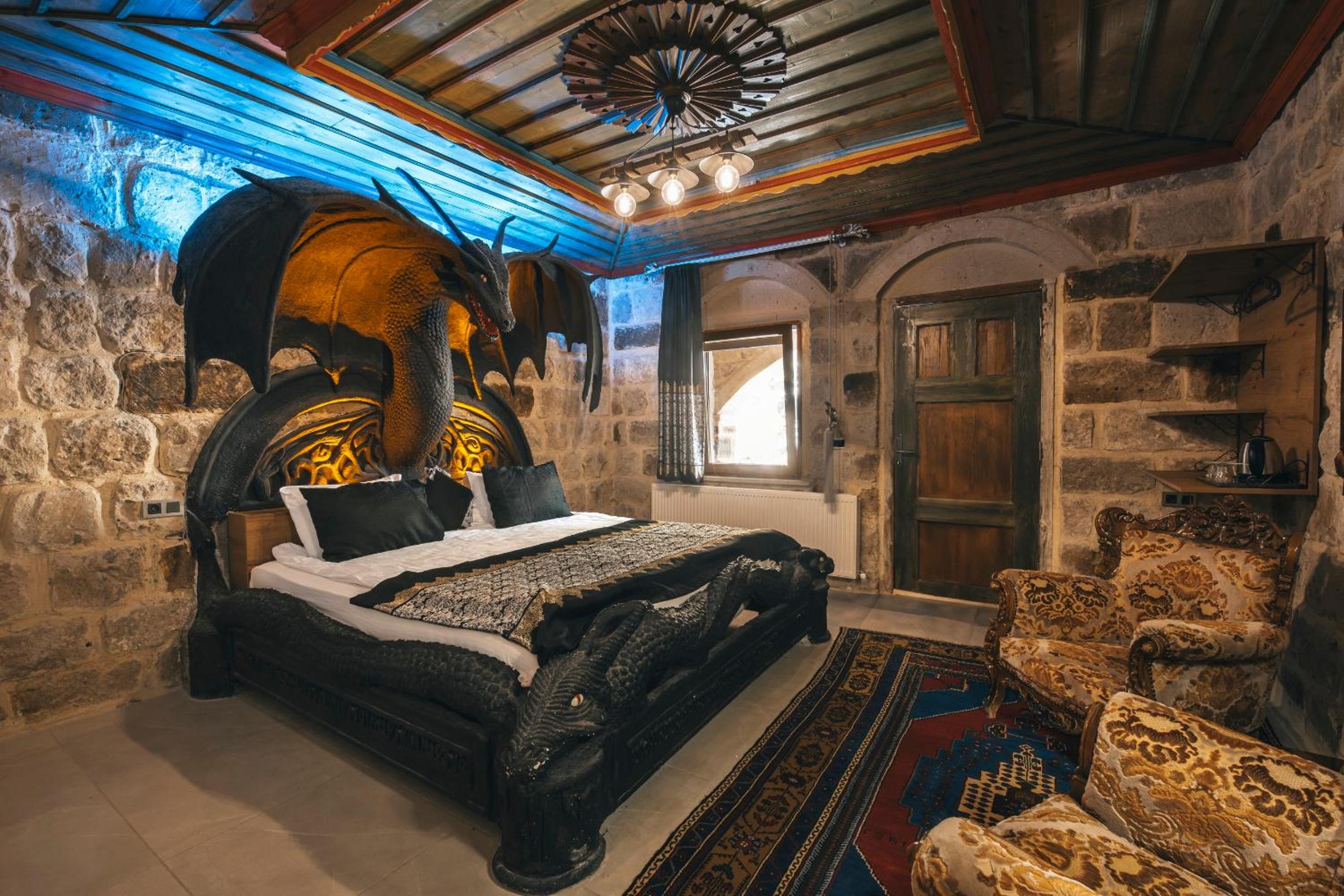 Kayatas Cave Suites - Image 47