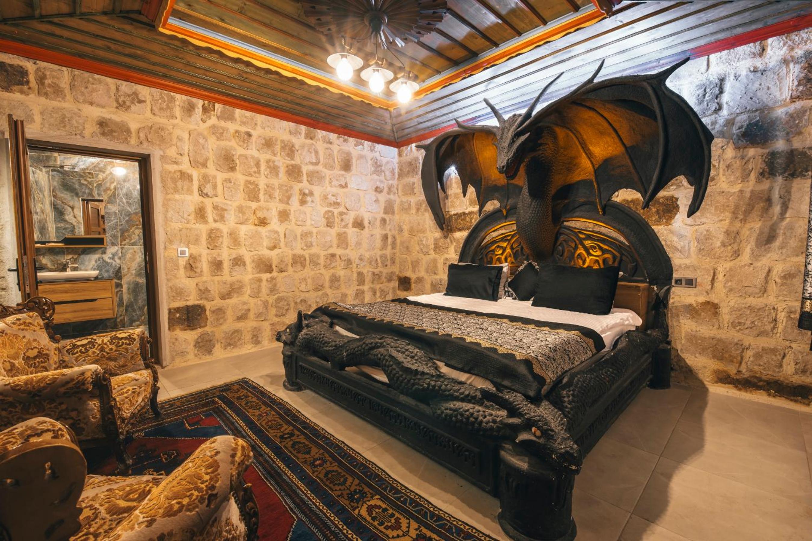 Kayatas Cave Suites - Image 173