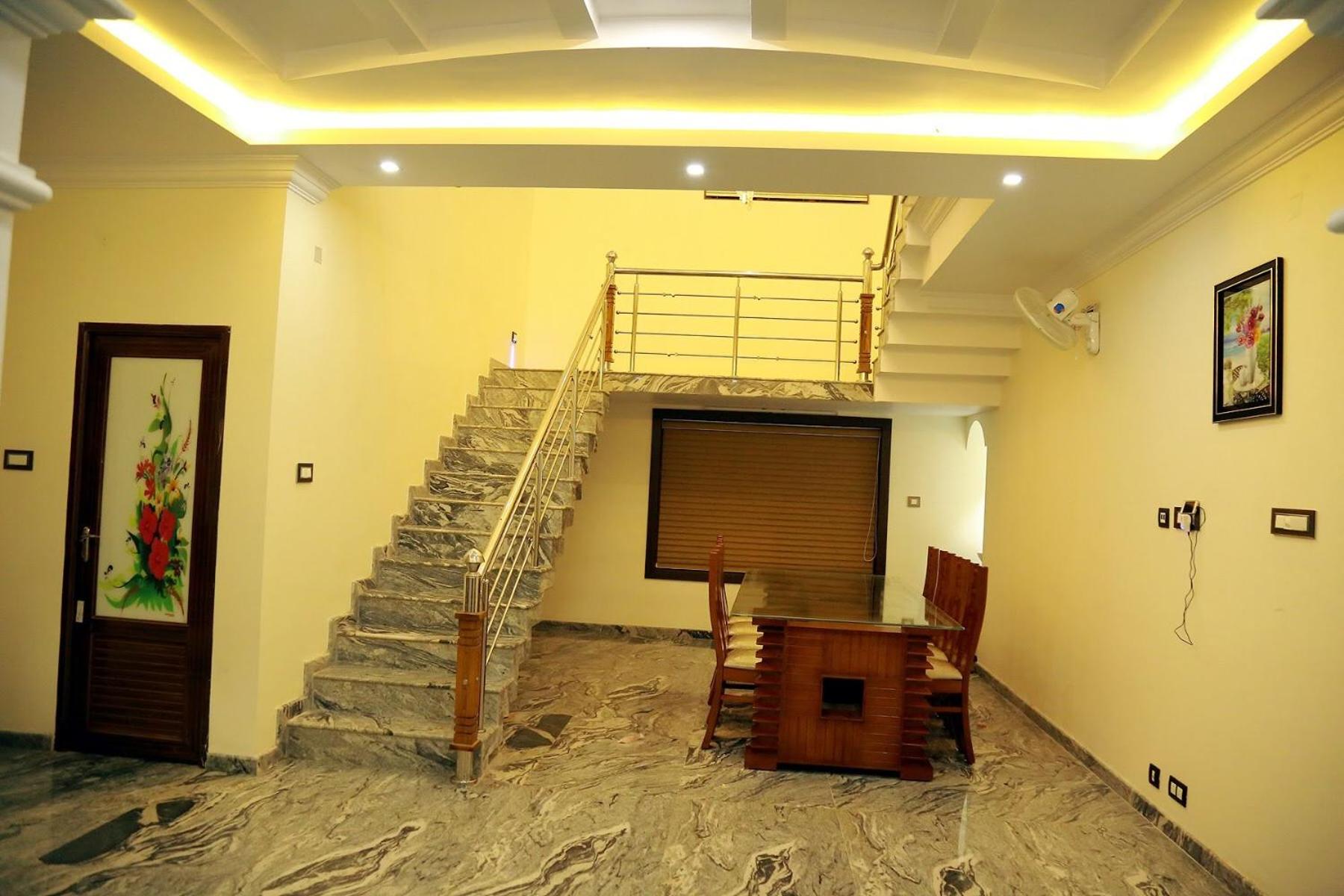 3 BHK HOUSE with nice facilities,Gate&Fence view 3