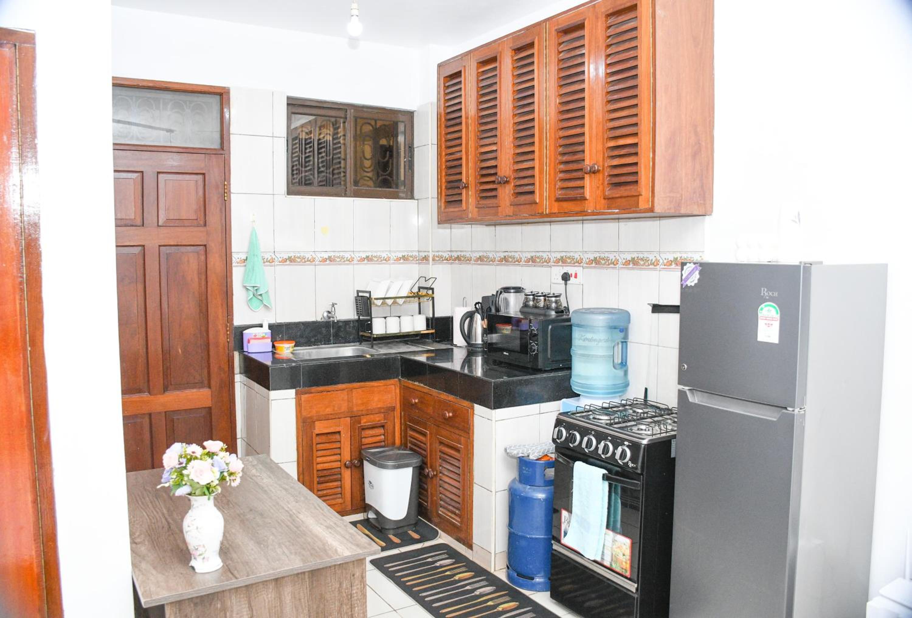 cosy studio near oshwal 3A view 3