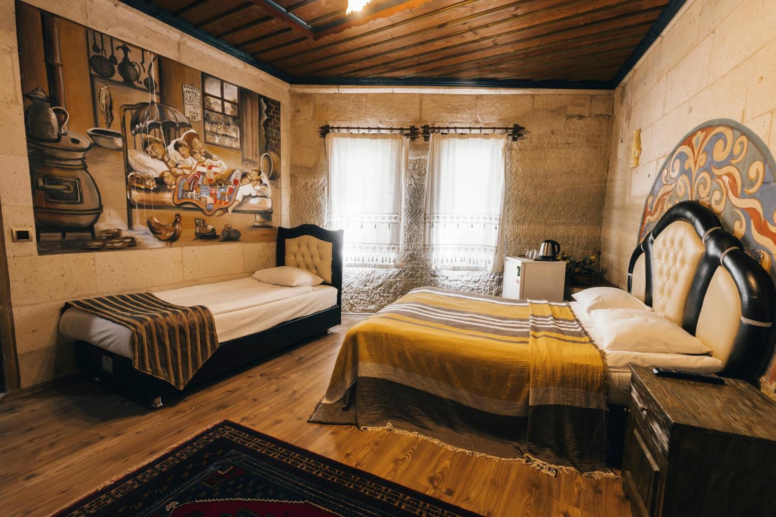 Kayatas Cave Suites - Image 71