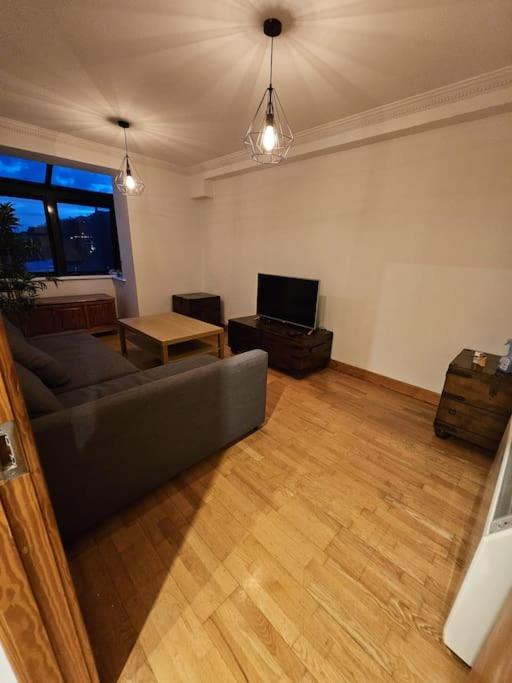 UltraCentral Home away sleep 5