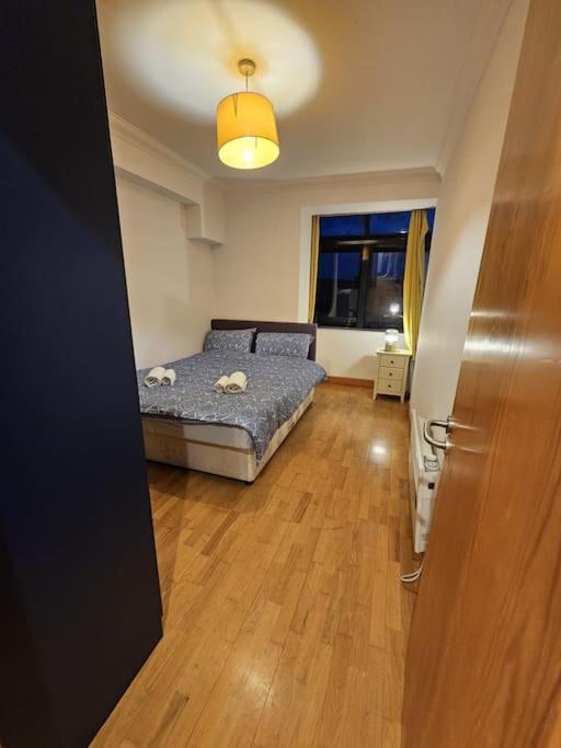 UltraCentral Home away sleep 5