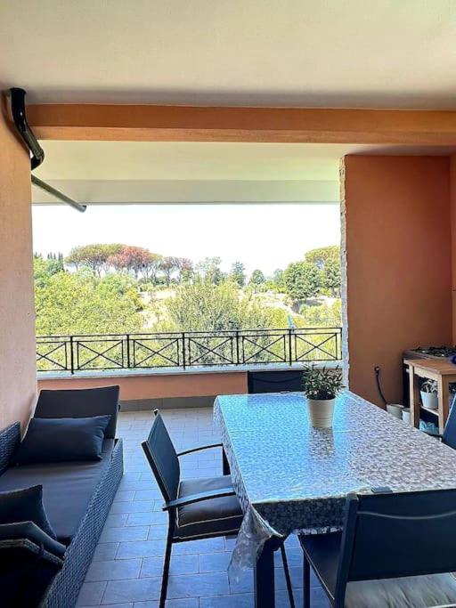 Villa ridente, Vivi nella Città Eterna