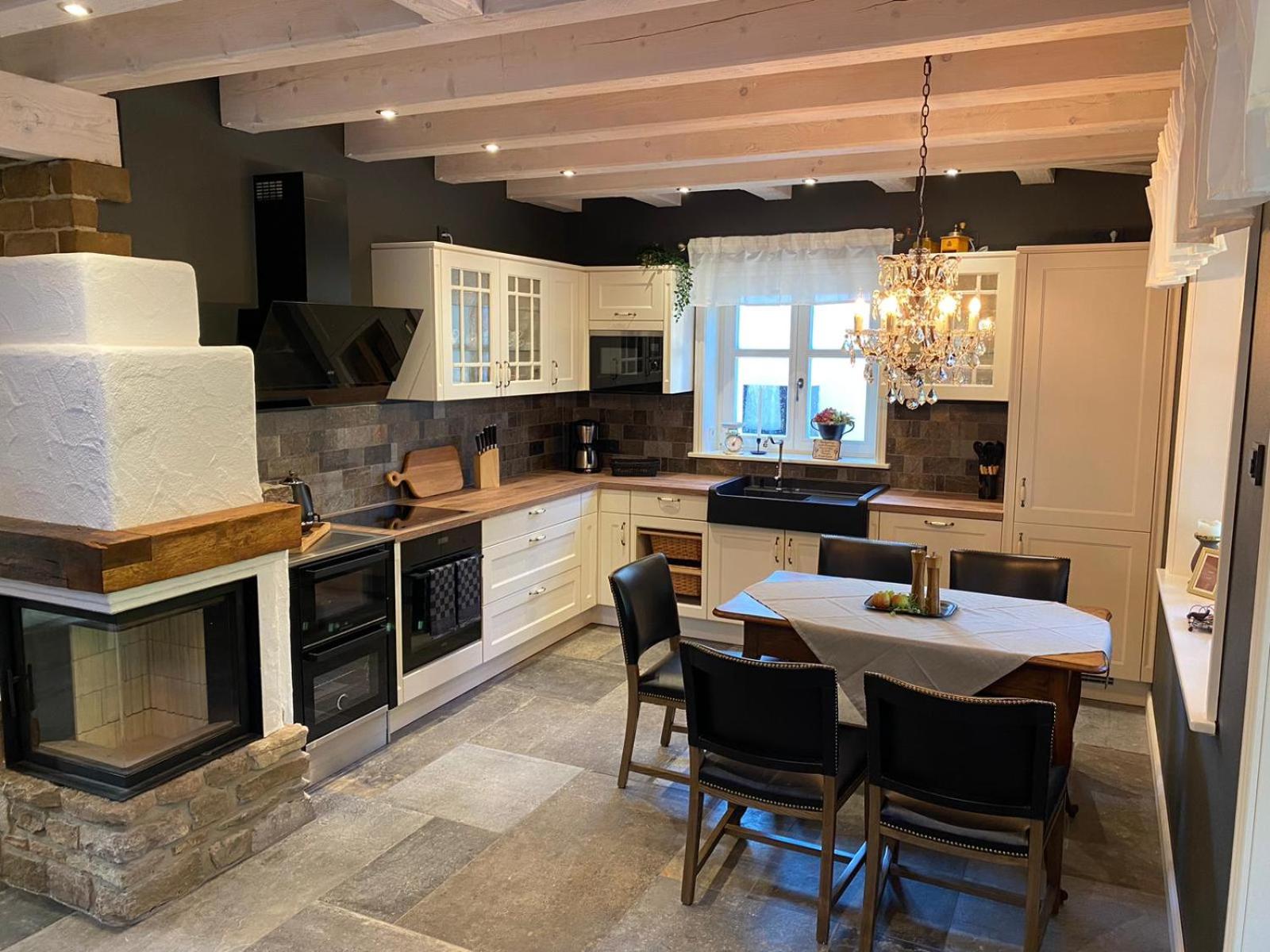 Ferienhaus Ilsenburg, luxuriöse Landhäuser mit Sauna und Kamin, mitten im Harz