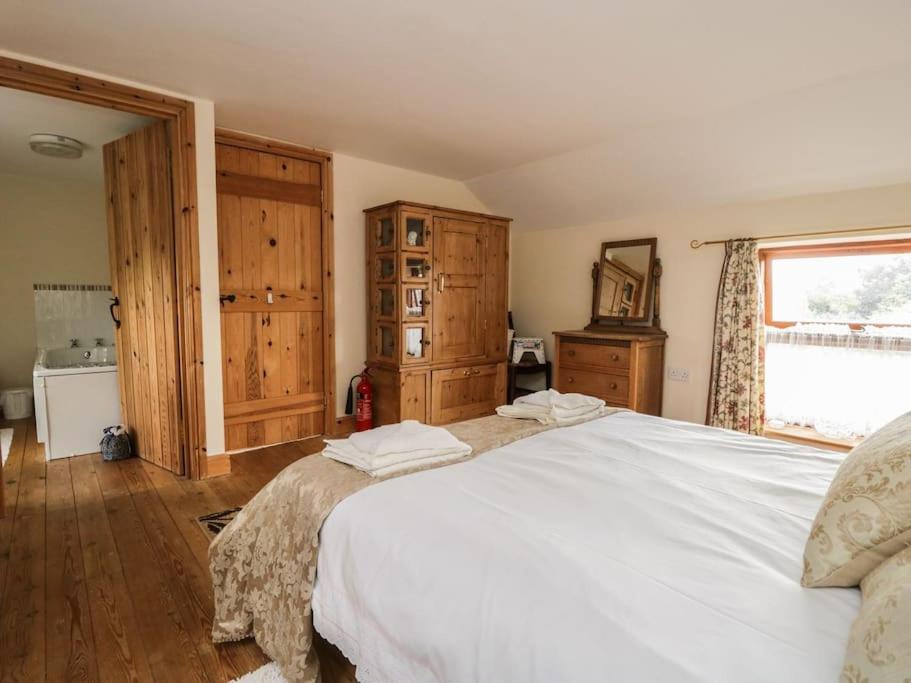 Clares Cosy Cottage