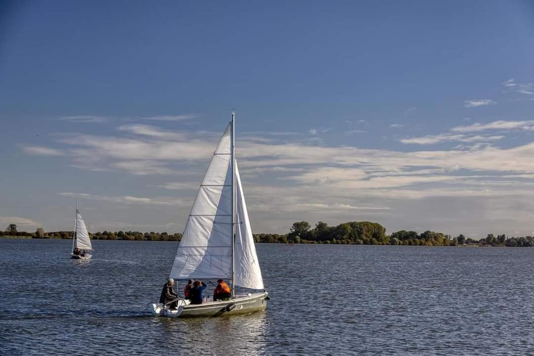 Seeliebe, 300 Meter zum Wasser, mit Terrasse und Garten