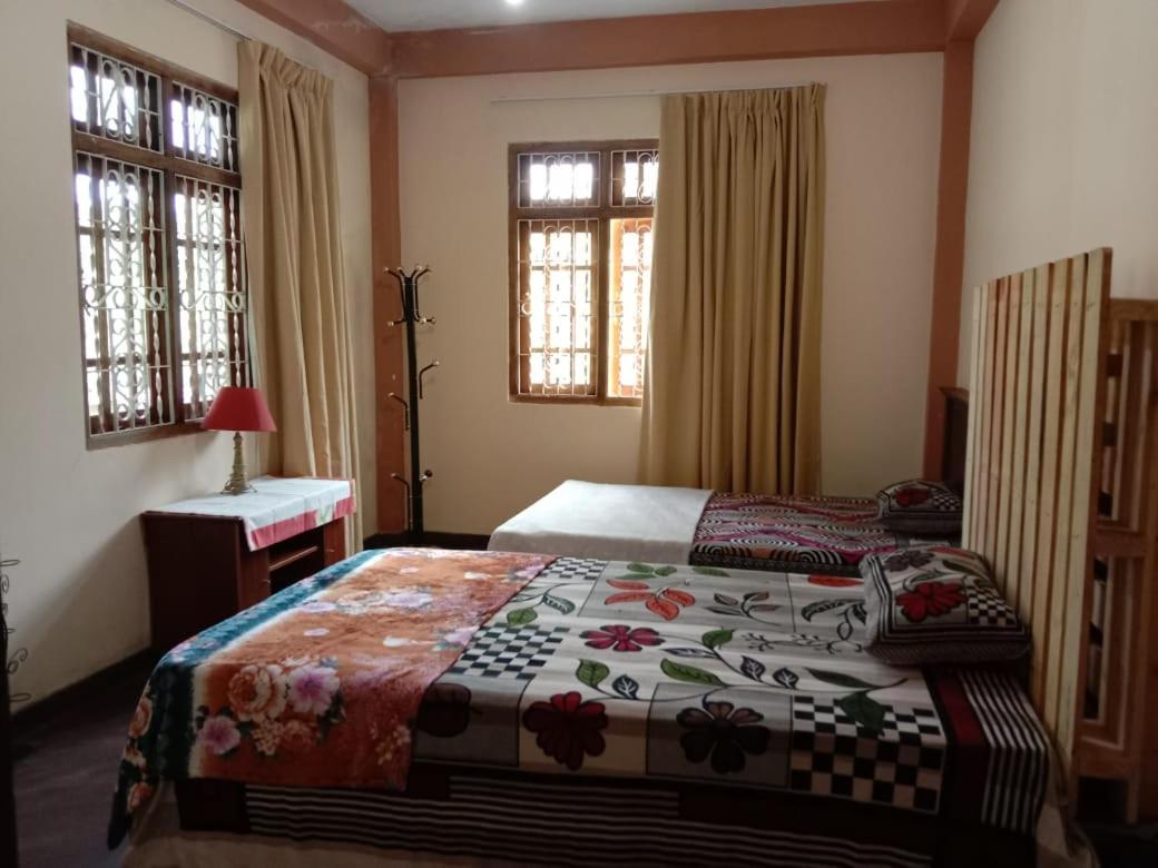 Shane HomeStay