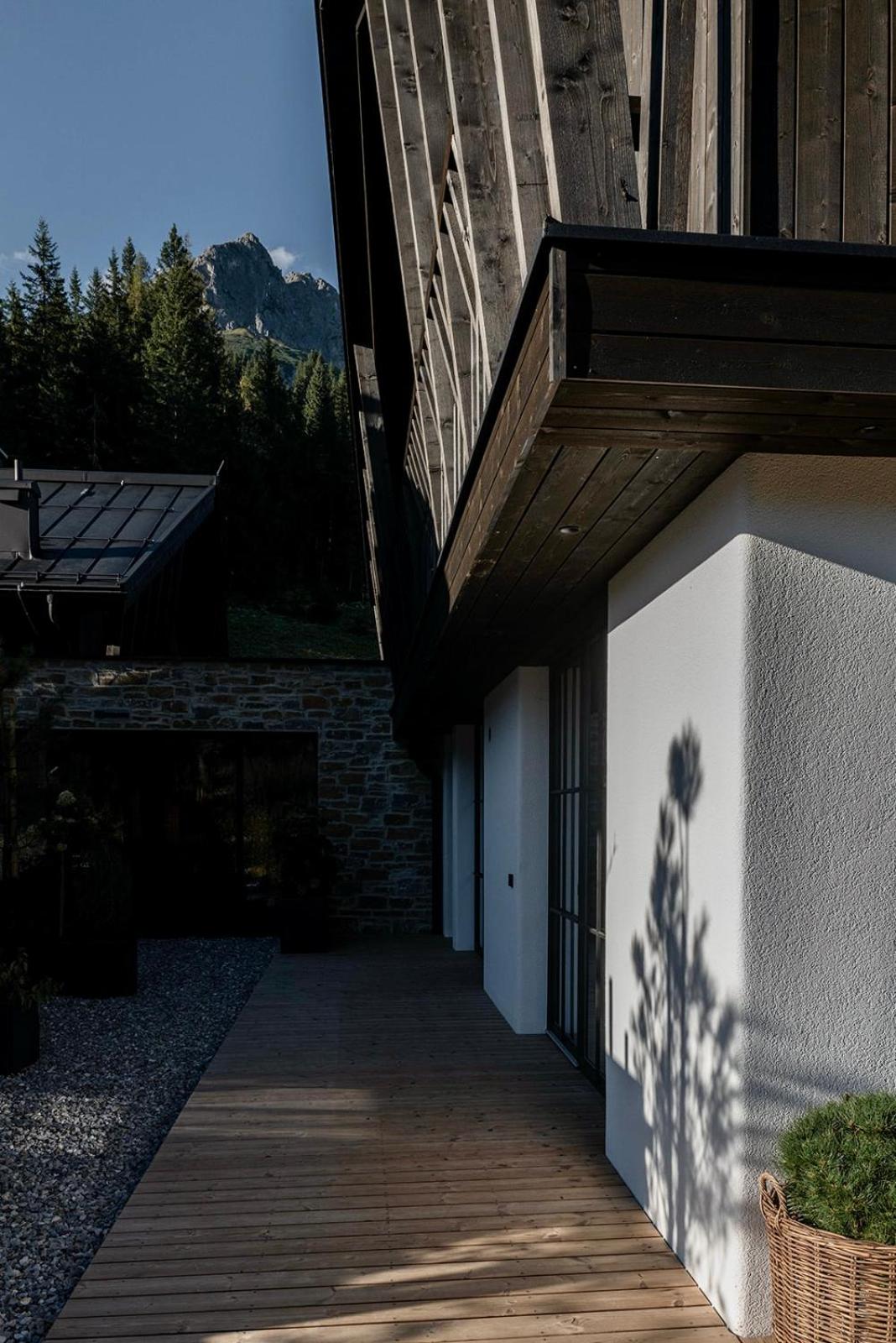Mountain Hideway Birgkar