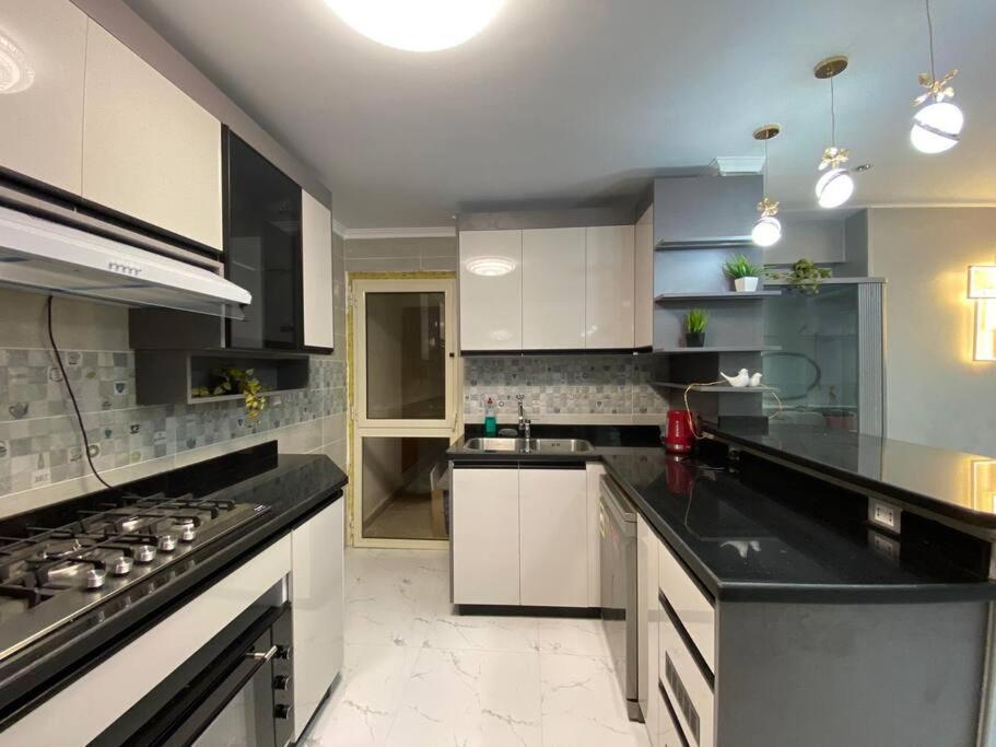 Luxury 3 bedrooms 2 bathrooms