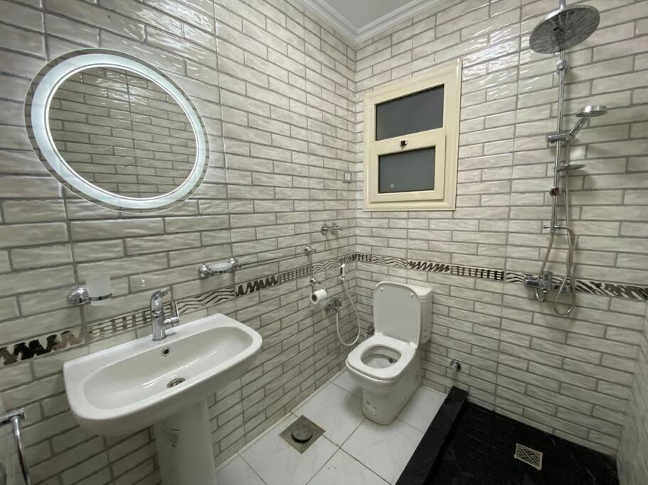 Luxury 3 bedrooms 2 bathrooms