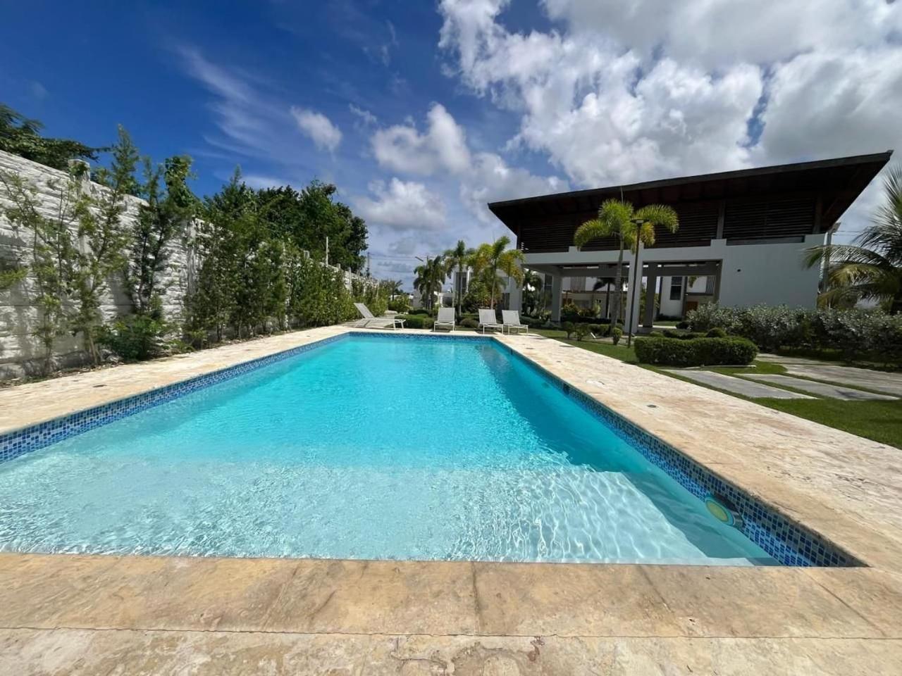 Cozy private villa in Primaveral II Residences