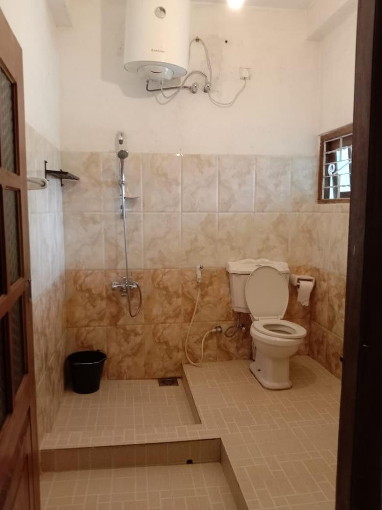 Shane HomeStay