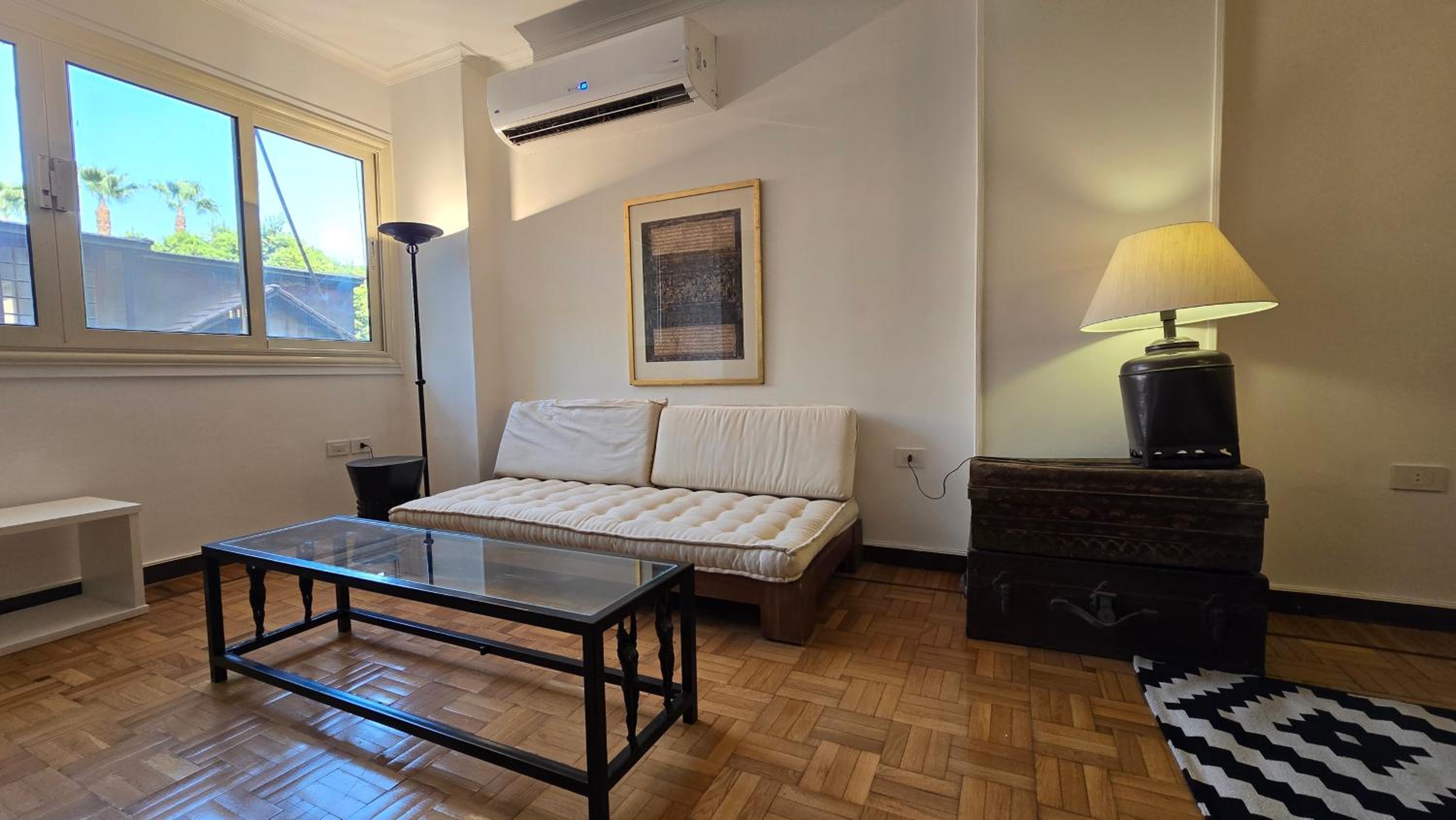 Walnut Apartment