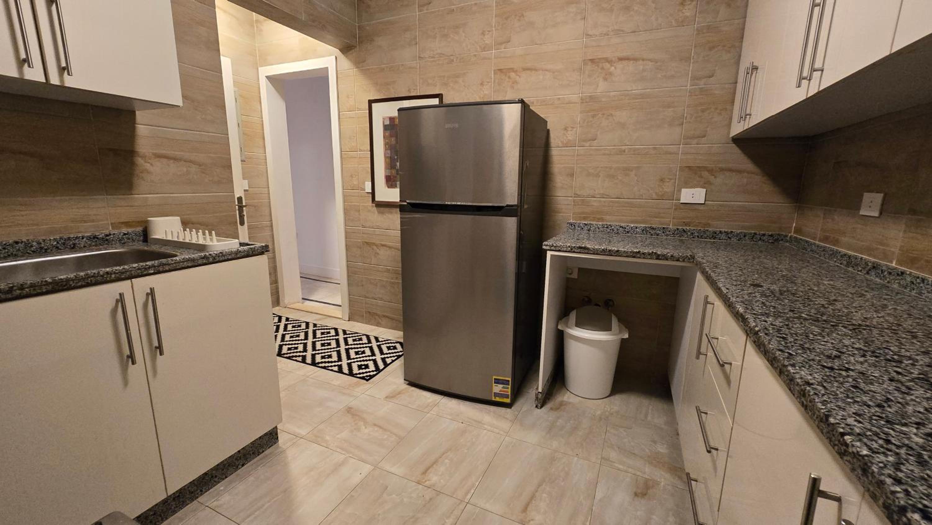 Walnut Apartment