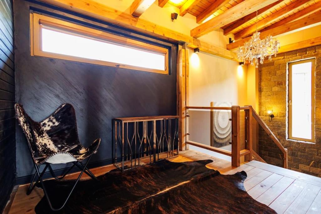 Prestigious Luxury Villa with private pool in the heart of Pirin