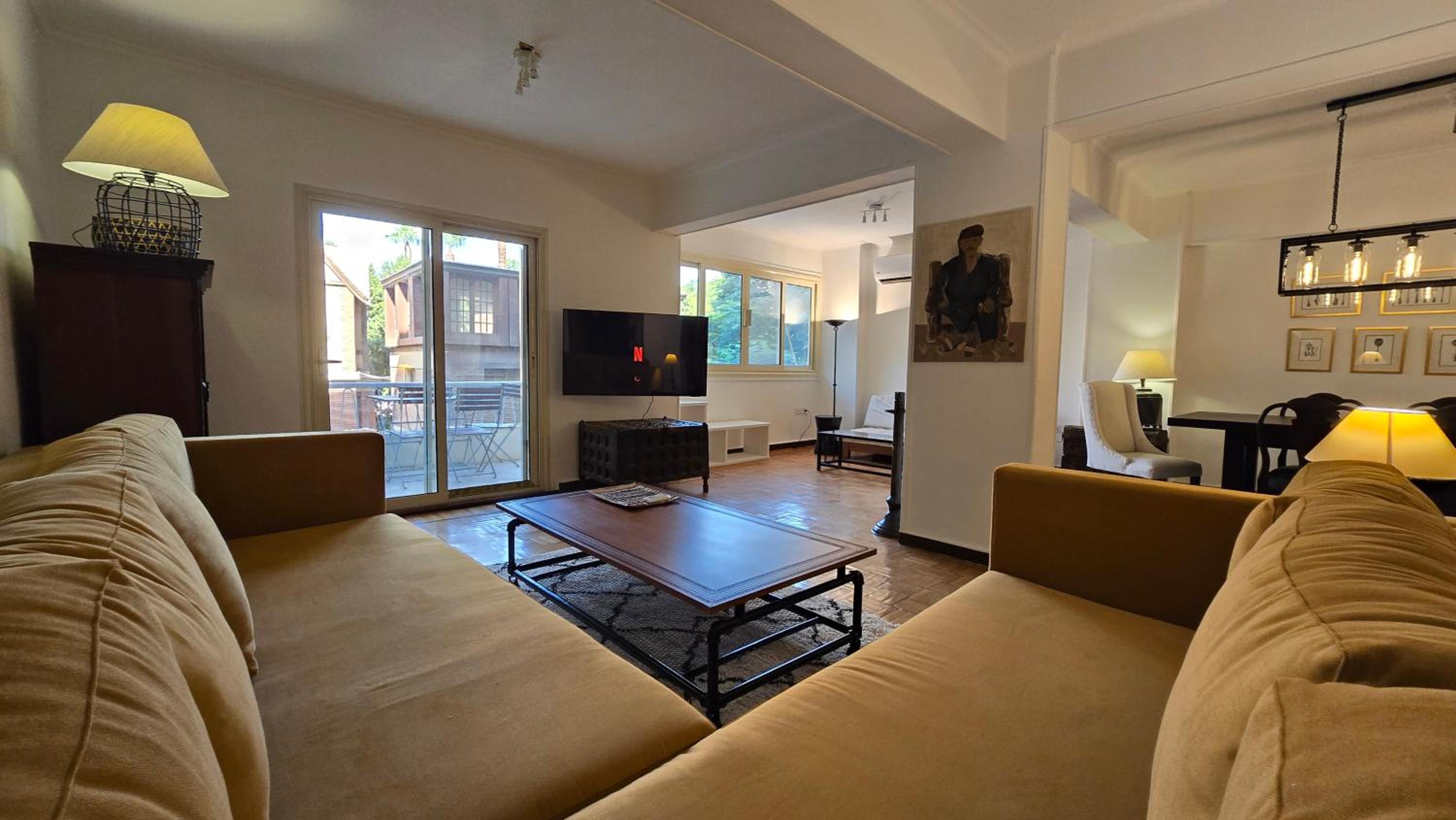 Walnut Apartment