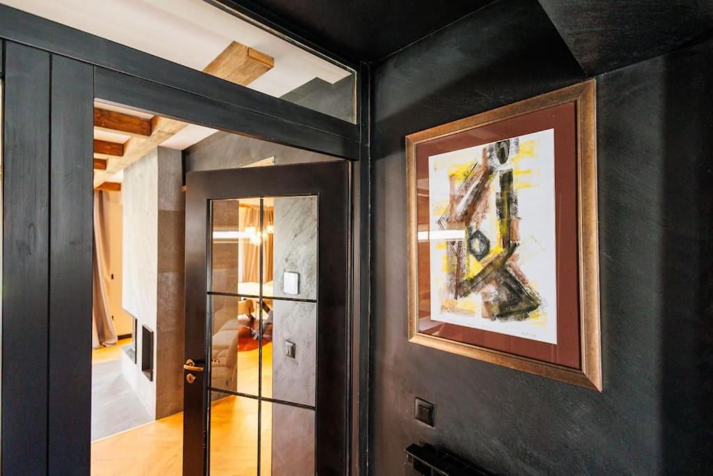 Prestigious Luxury Villa with private pool in the heart of Pirin