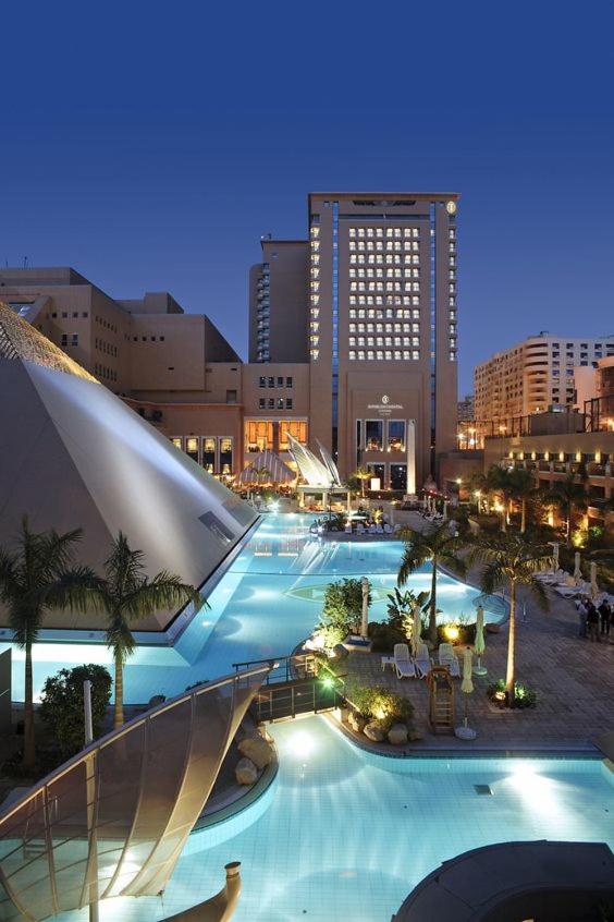 Modern 3BR Apartment - Steps from Abbas El Akkad and Citystars