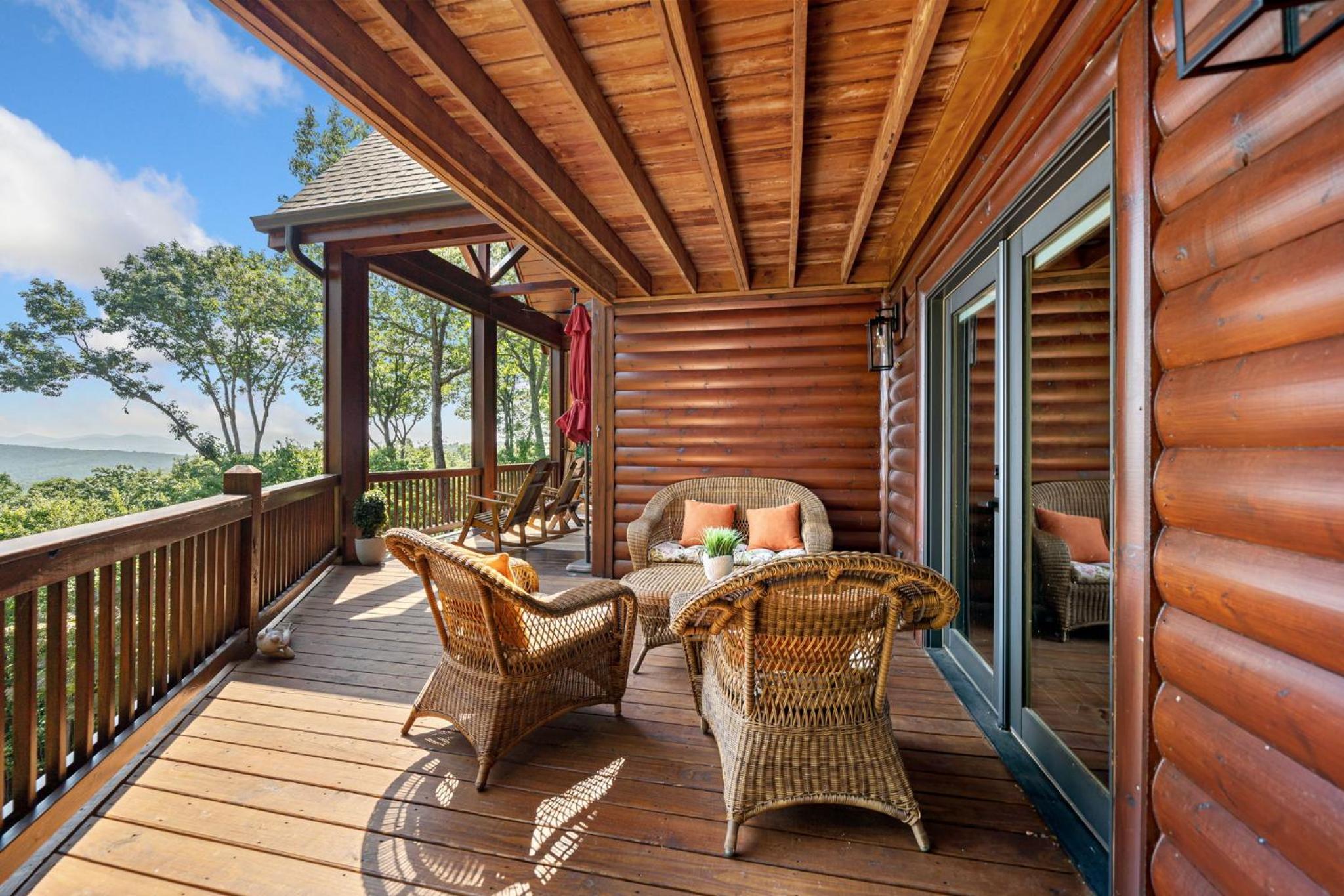 Sweetbay Lodge