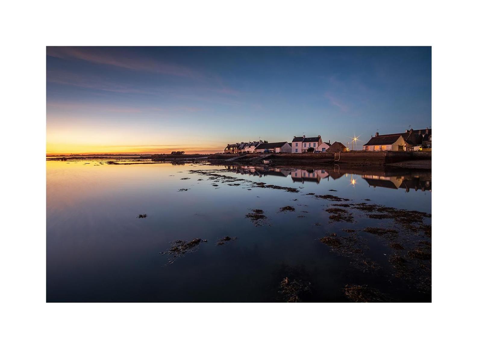 Escapade marine Carnac, Petite Maison toute équipée et confortable, au calme entre plage et ville avec jardinet au sud