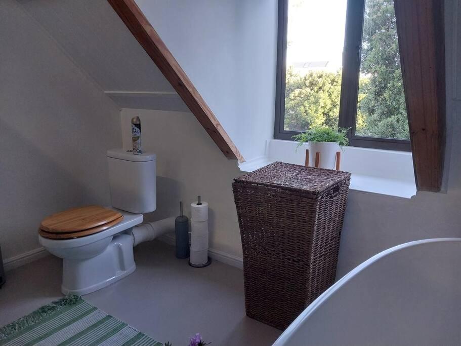 Hidden gem in bush 350m from main beach view 2