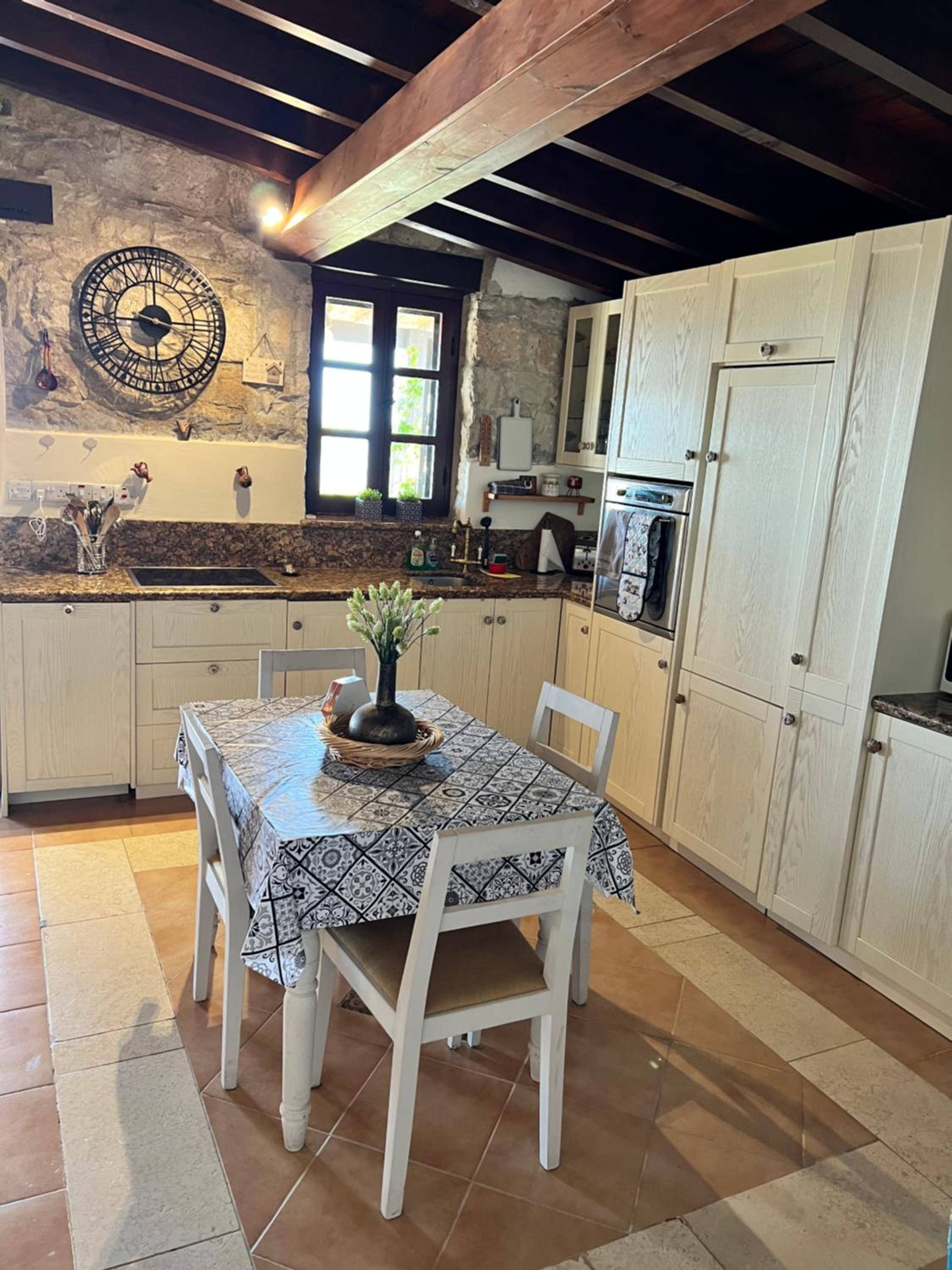 'I Folia' Village house with roof garden and terrace
