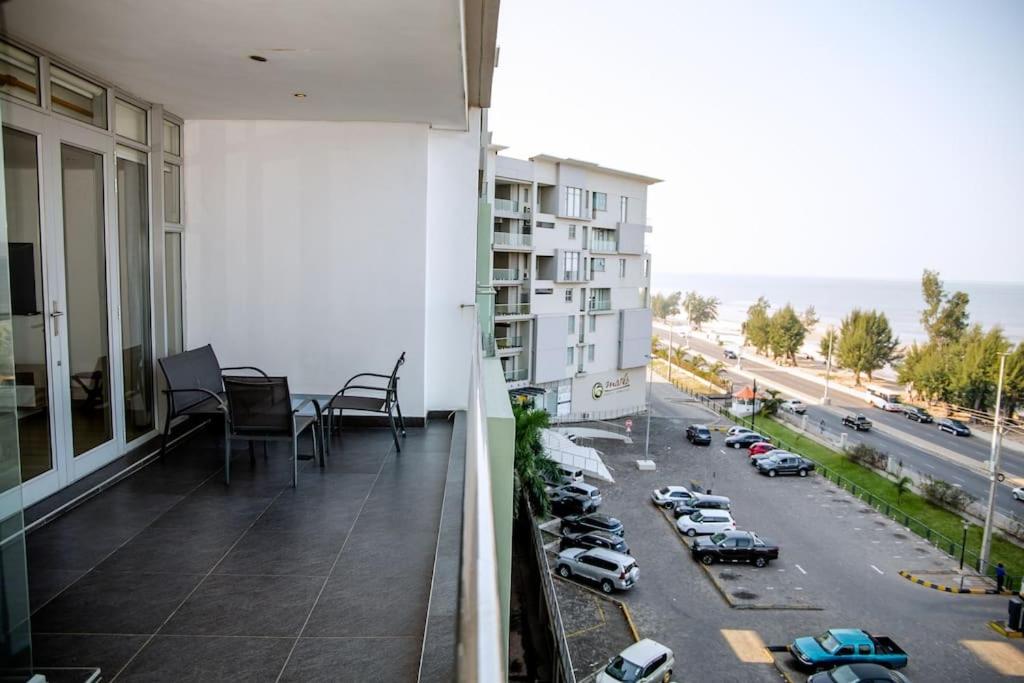 Beachfront Luxury Exquisite Retreat above Mall