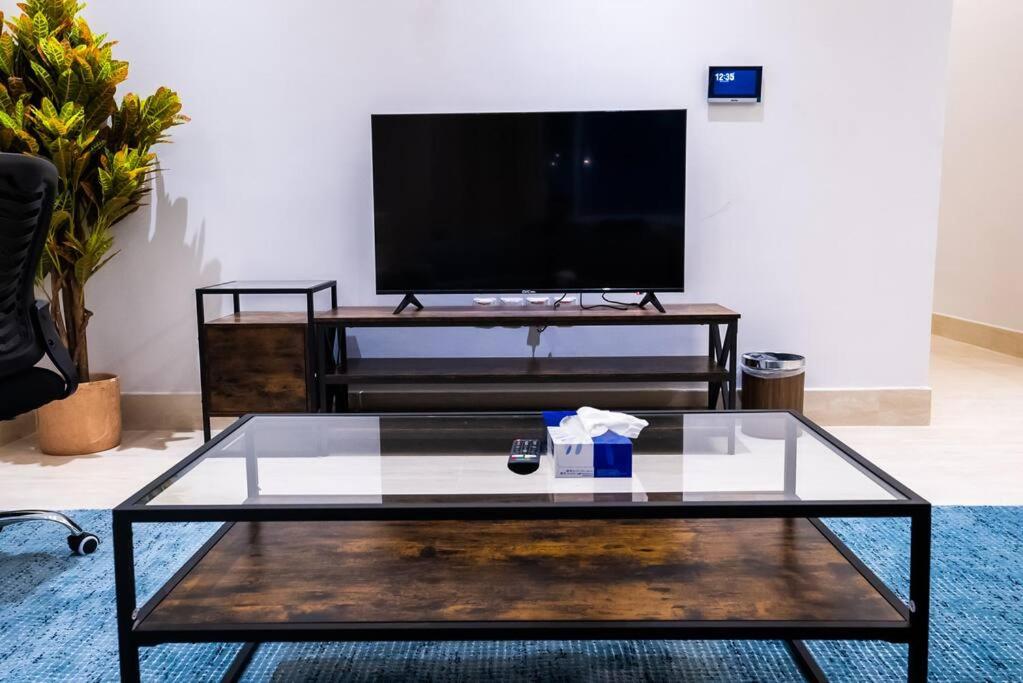 Elegant 3BR Apartment near Boulevard NZL113