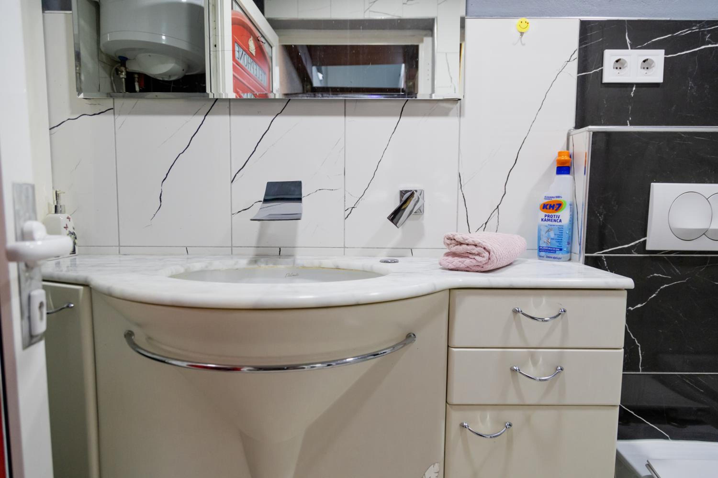 Leon Apartmani