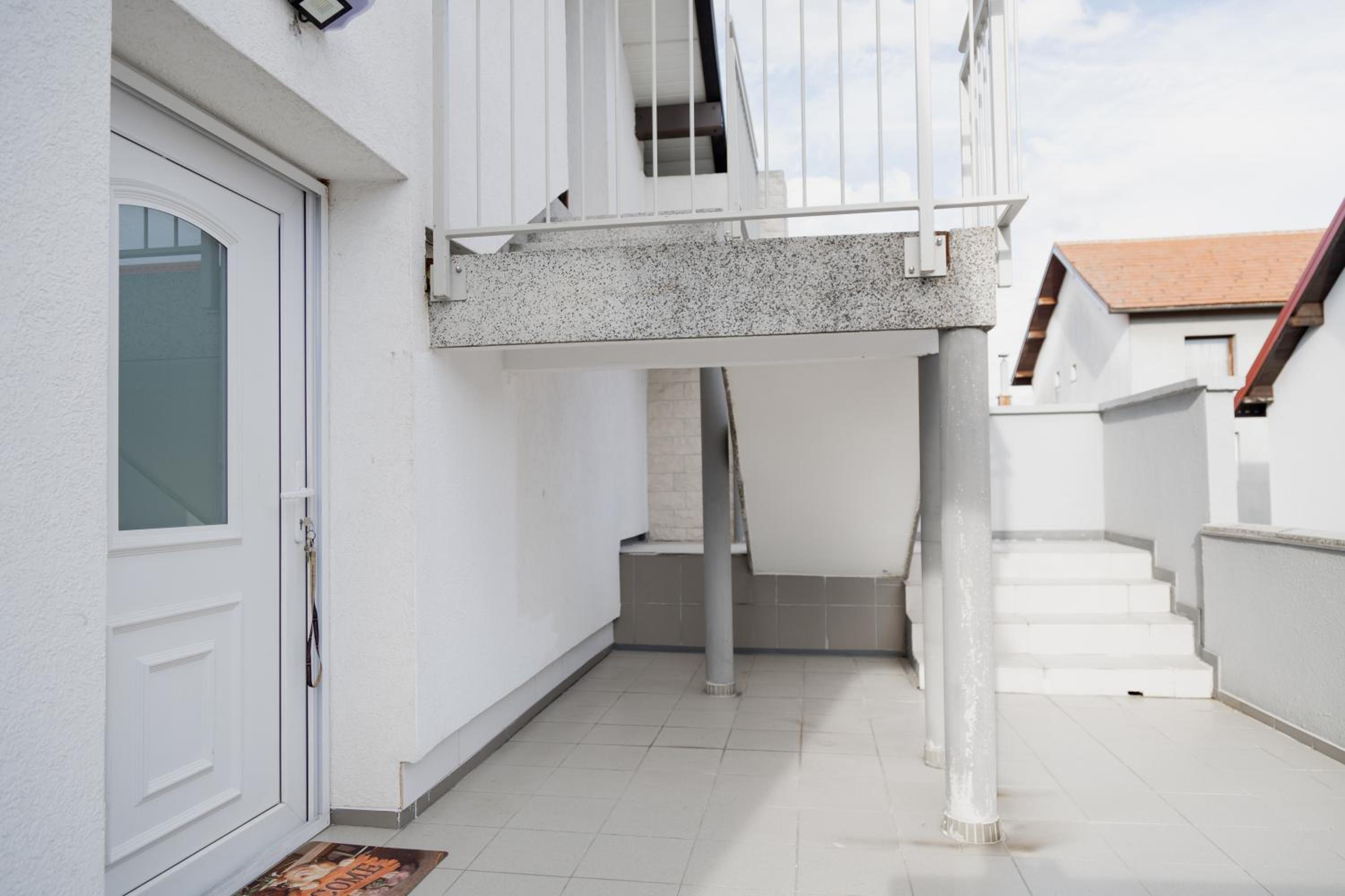 Leon Apartmani