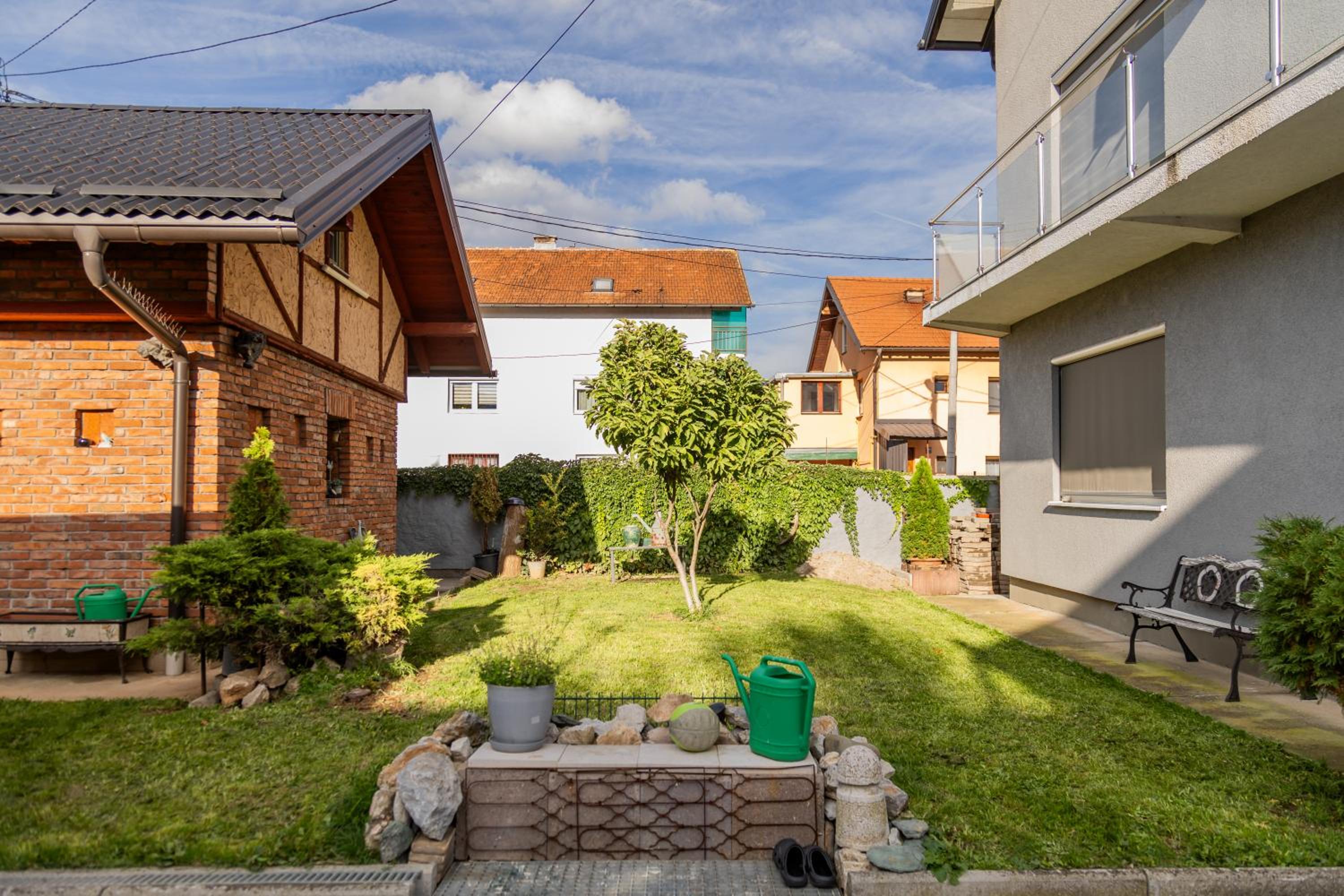 Leon Apartmani