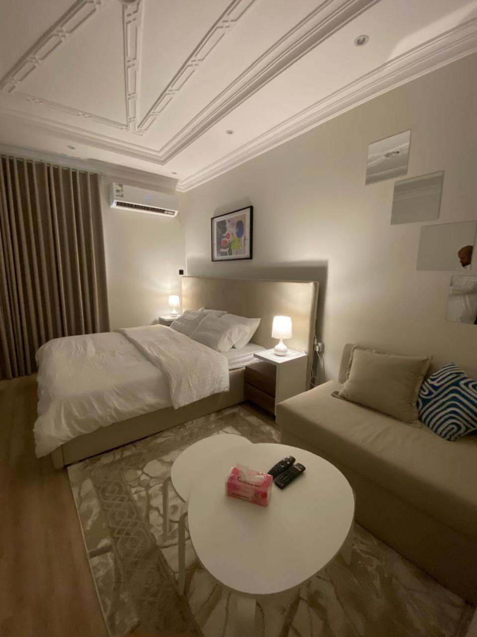 Luxury Suite