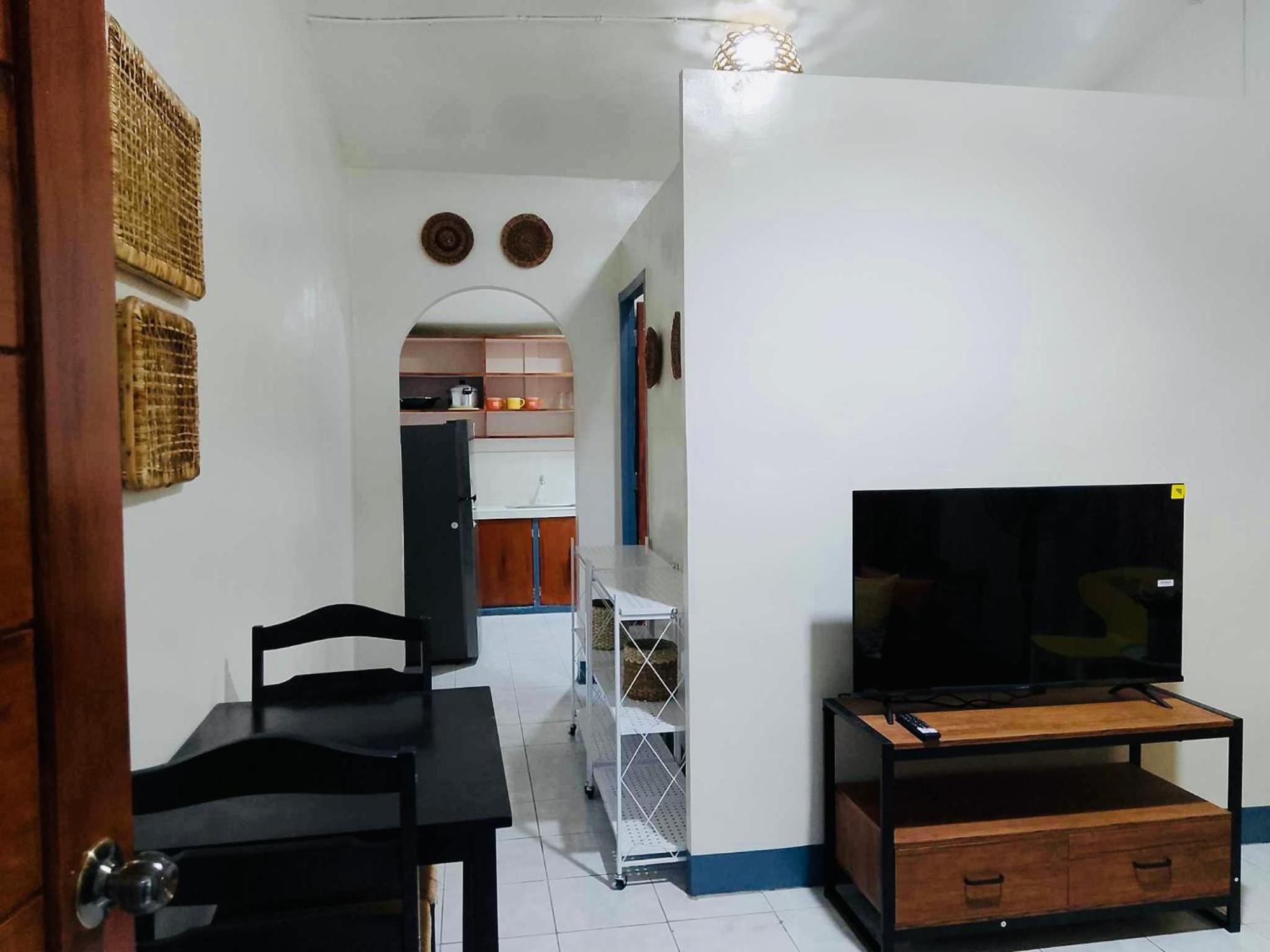 HOST HOMES VILLA DOLINA Guest House view 2