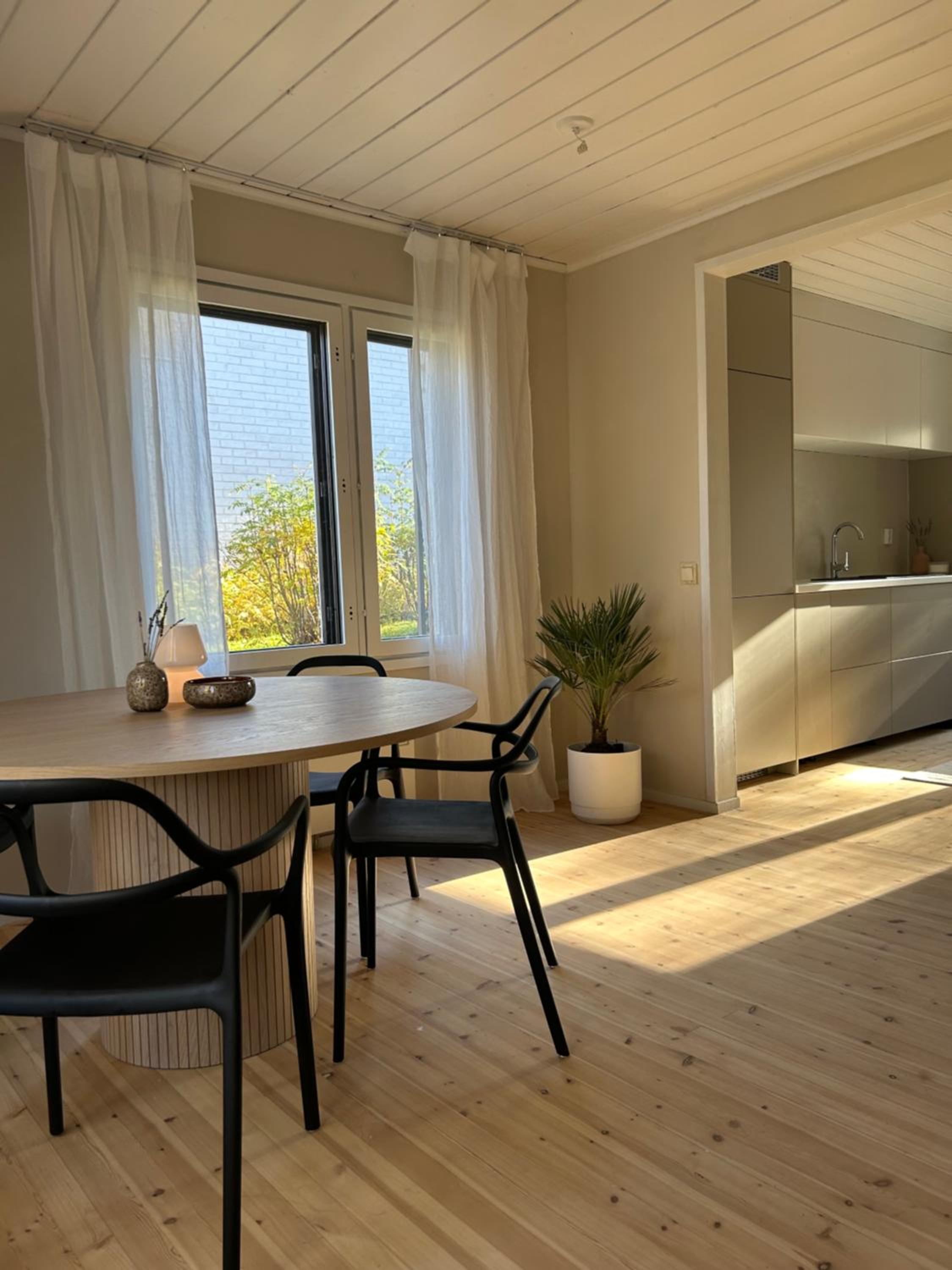The Luna Lounge, villa with sauna view 2