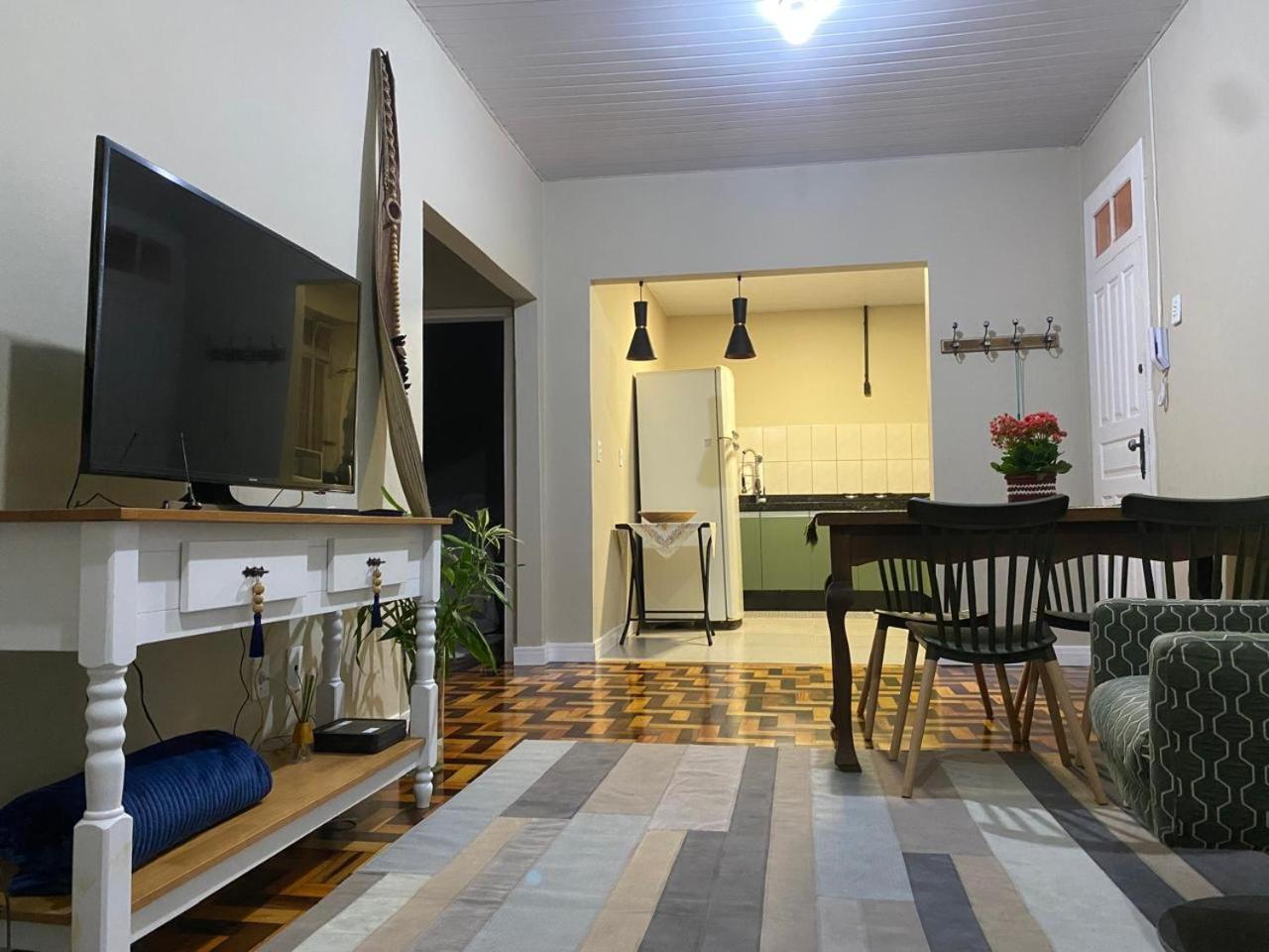 Casa da Vila 9a - prox beira Mar