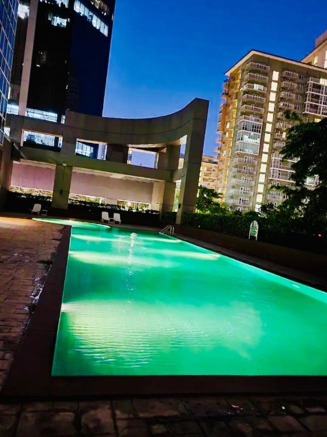 Cozy and Spacious Studio at SOMA BGC Near SM Aura and Bonifacio High Street view 5