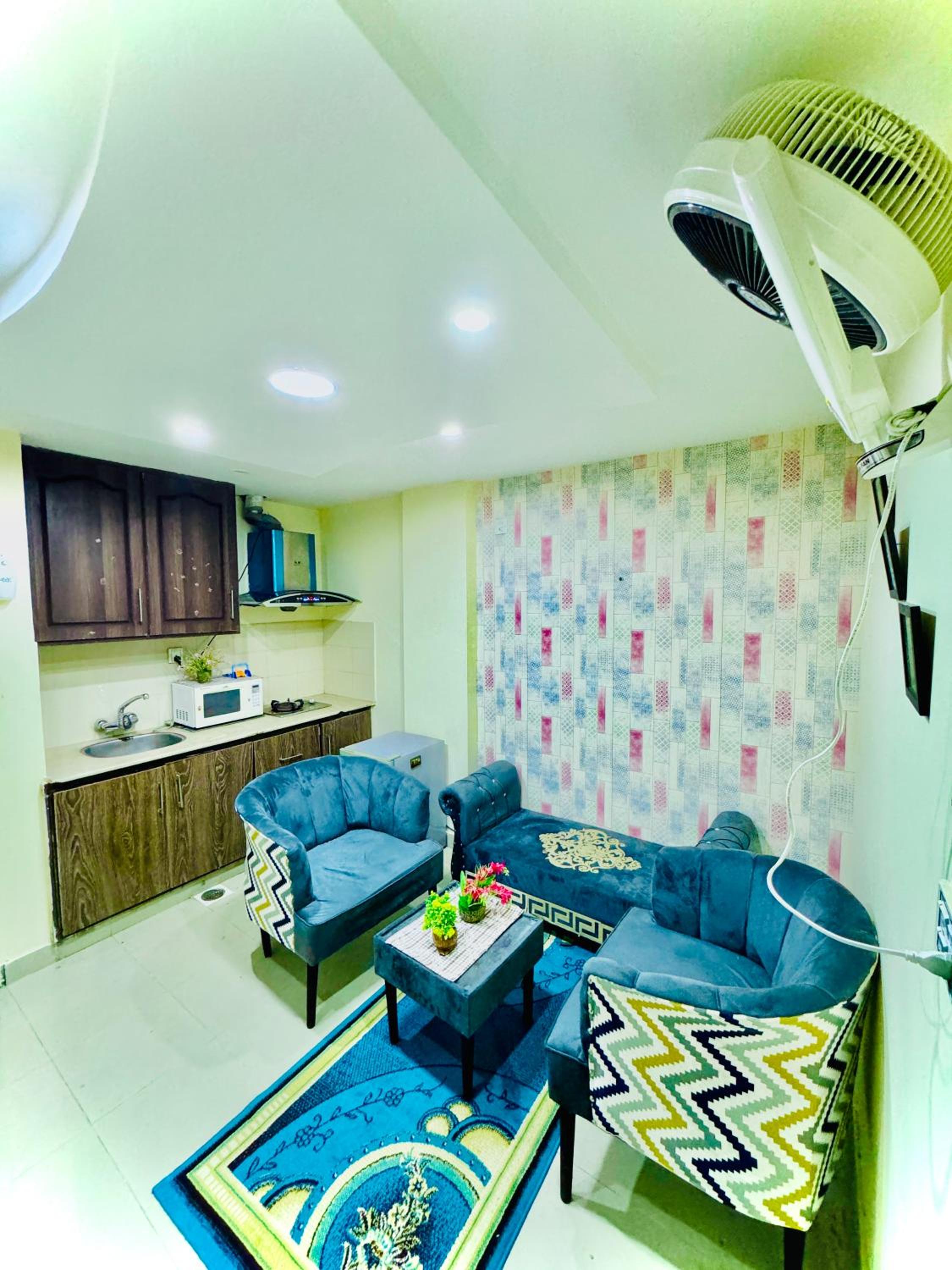 Luxury stay for Ideal Families or Professionals