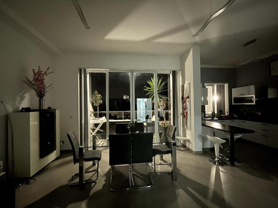 Awesome Balluta Bay View Apartment photo 2
