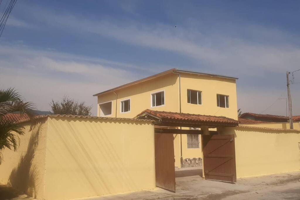 Casa Amarela Caragua