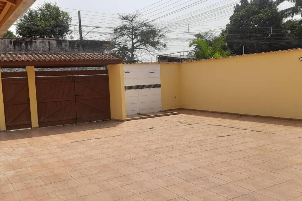 Casa Amarela Caragua