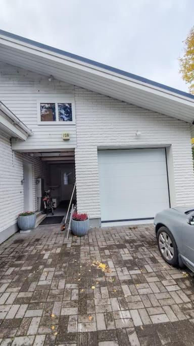 Cozy Retriet nearby Airport